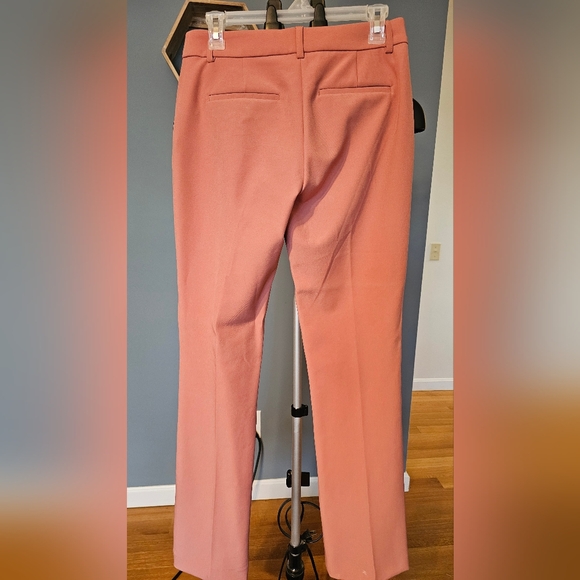 NWOT - EXPRESS COLUMNIST BARELY BOOT PANTS NEVER WORN. LIGHT PINK - Picture 2 of 4